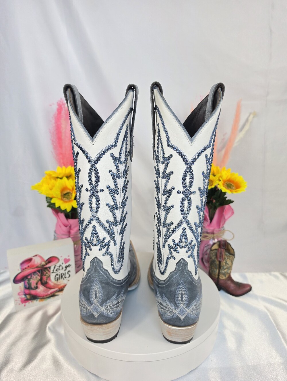 New LANE Lexington Cowgirl Boots W/ SWAROVSKI Crystals 7.5 - Picture 4 of 11